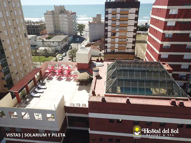 Solarium y Pileta